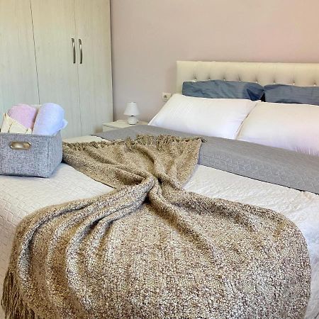 Ultra Apartments 'New Baazar 2' Tirana Kültér fotó