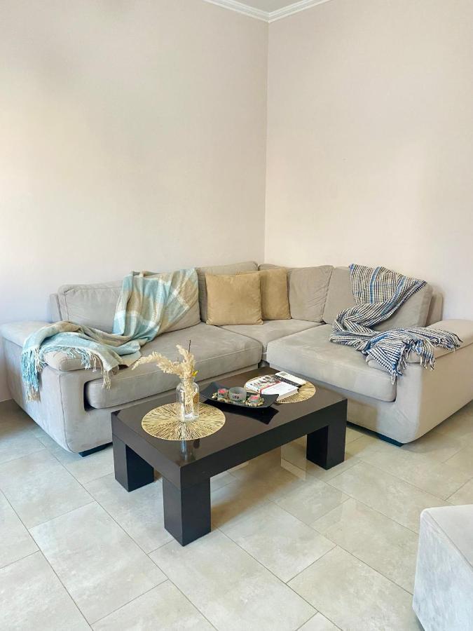 Ultra Apartments 'New Baazar 2' Tirana Kültér fotó